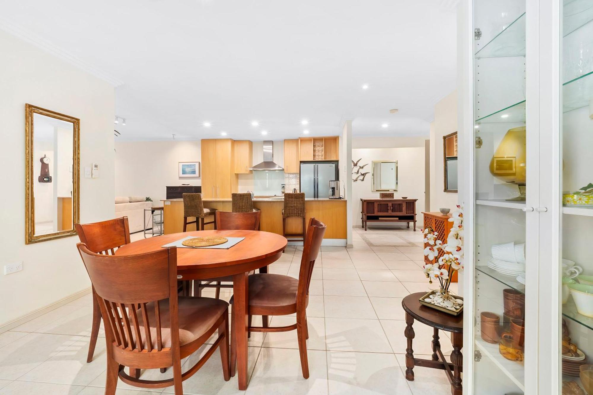 Arlington Apartments Clifton Beach Phòng bức ảnh